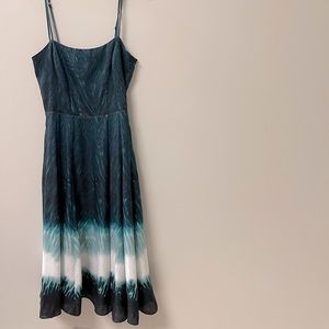 WHITE HOUSE BLACK MARKET IMPERIAL SPAGHETTI STRAP DRESS